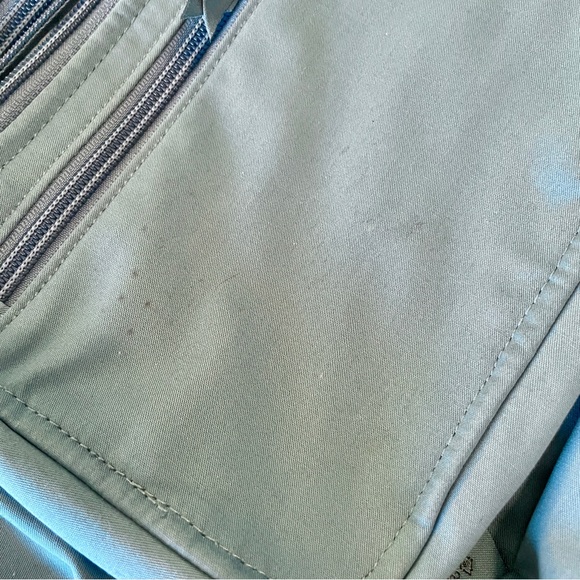 Vera Bradley 🩵 Cotton Sling Backpack - Picture 9 of 9